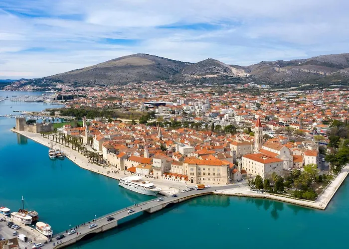 Amazing In Slatine With Sauna * Trogir