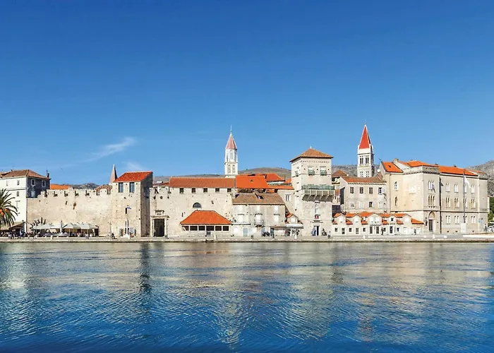 Amazing In Slatine With Sauna Trogir